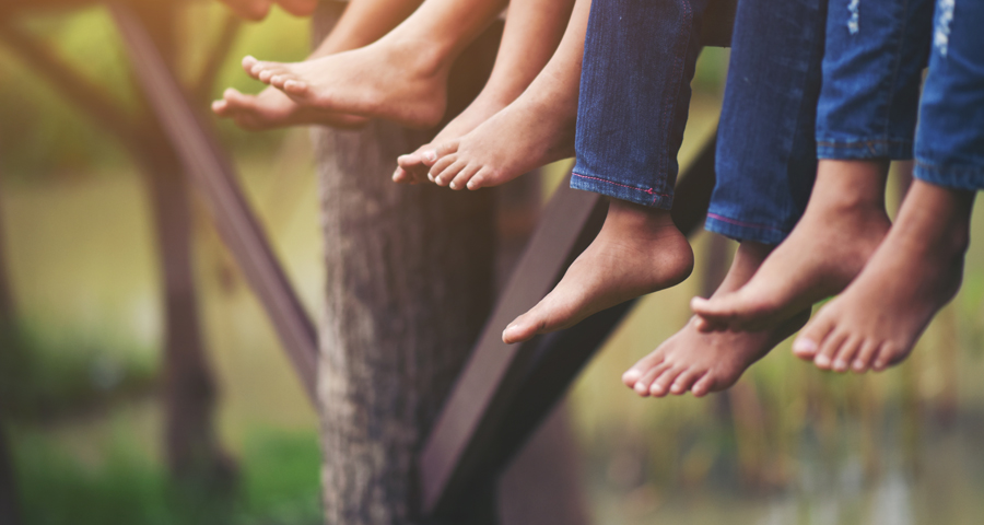 Pękające pięty – zadbaj o piękne stopy przed nadejściem lata!